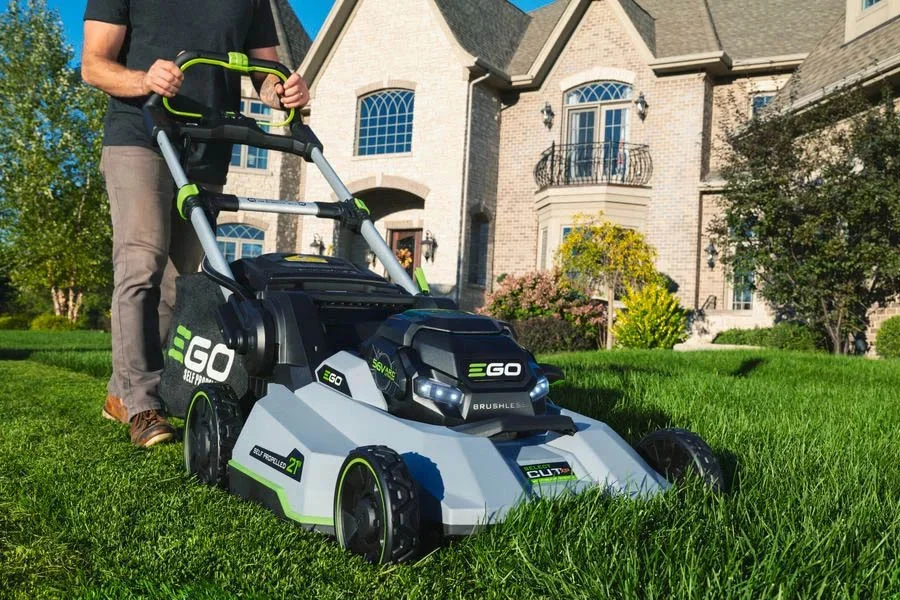 best battery push mowers